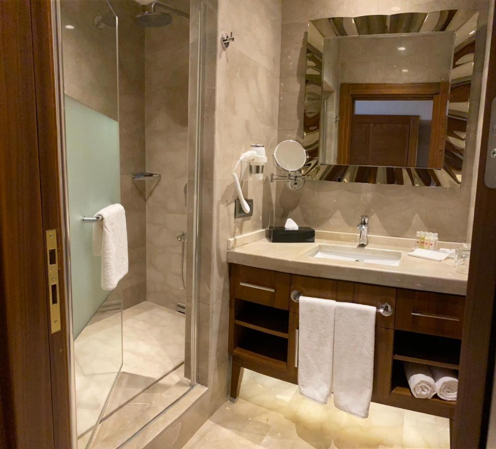 Days By Wyndham Maltepe Hotel Istanboel