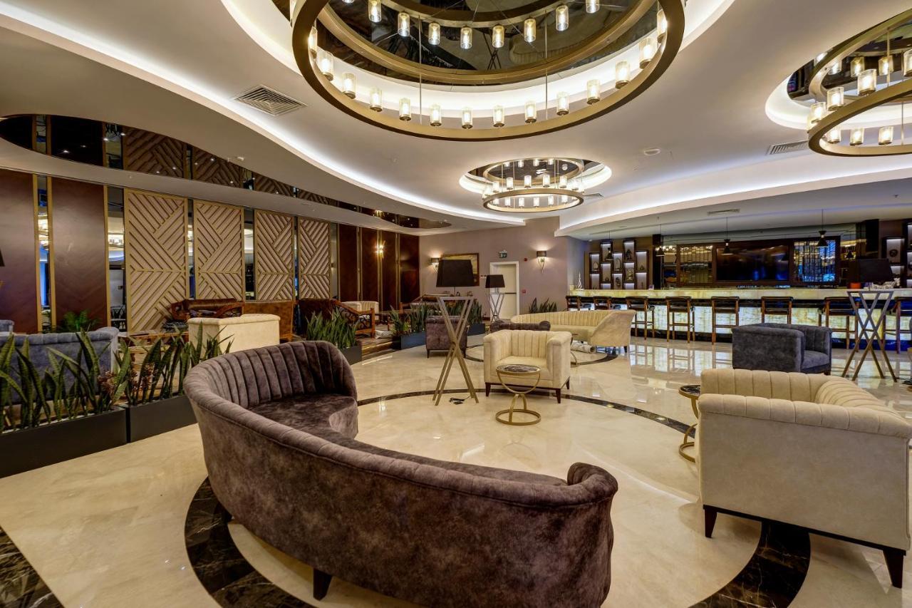 Готель Days By Wyndham Maltepe 4*